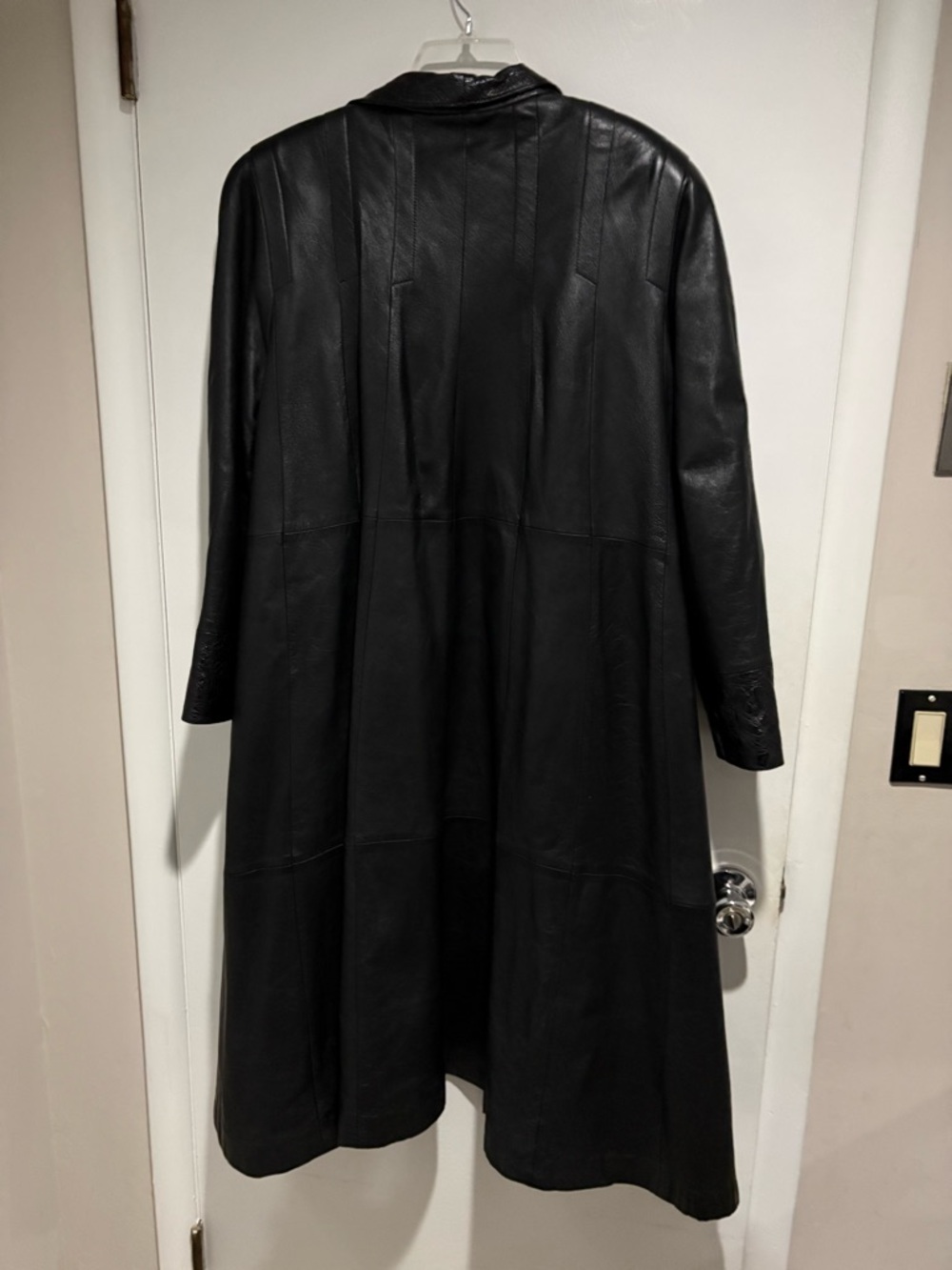 Vintage Black Genuine Leather Long Tench Coat - Picture 2 of 8